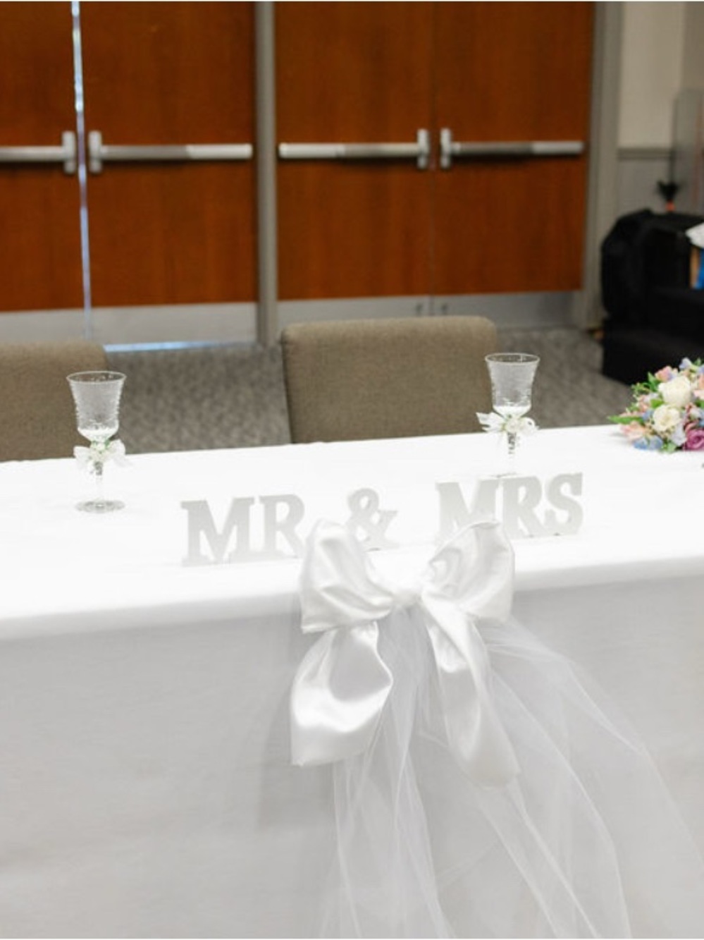 Wedding Tablecloths & Decor Bundle